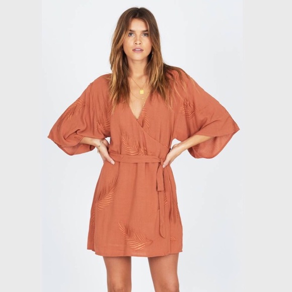 Amuse Society Dresses & Skirts - Amuse Society To The Tropics Mini Wrap Dress